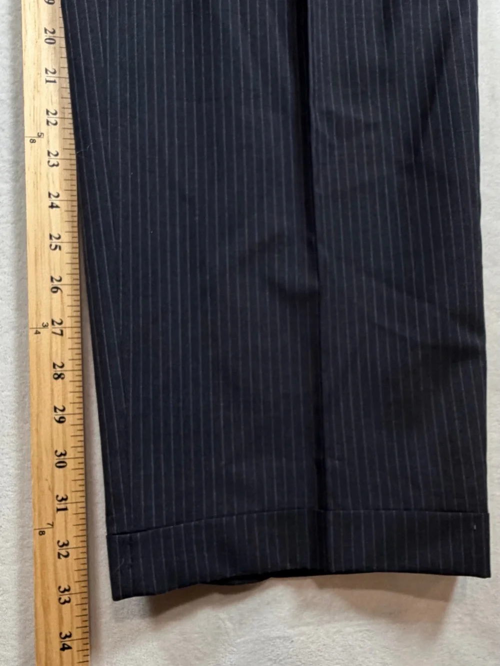 Burberry 46L 100% Wool Deisigner Men's Black Pinstripe Two-Piece Suit